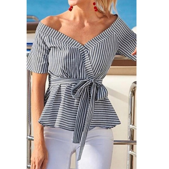 VENUS Tops - Venus Striped Top
